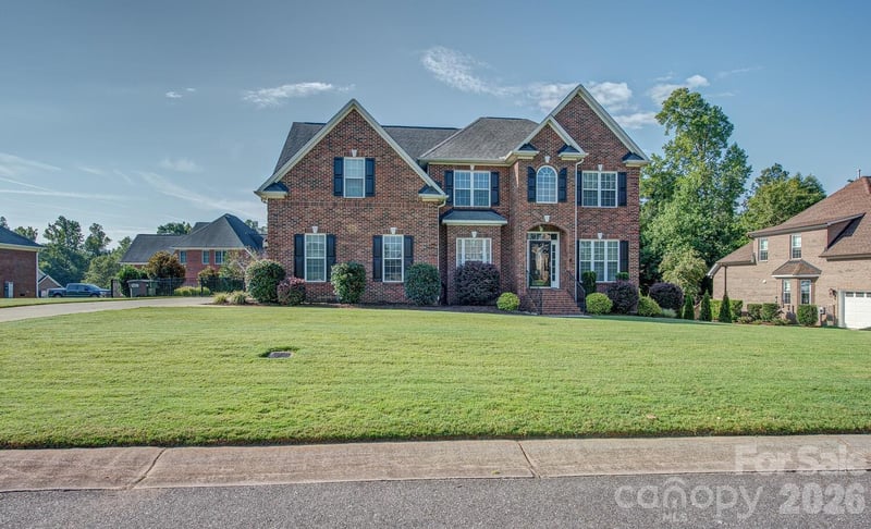 5508 Tillery Ln, Gastonia, NC 28056