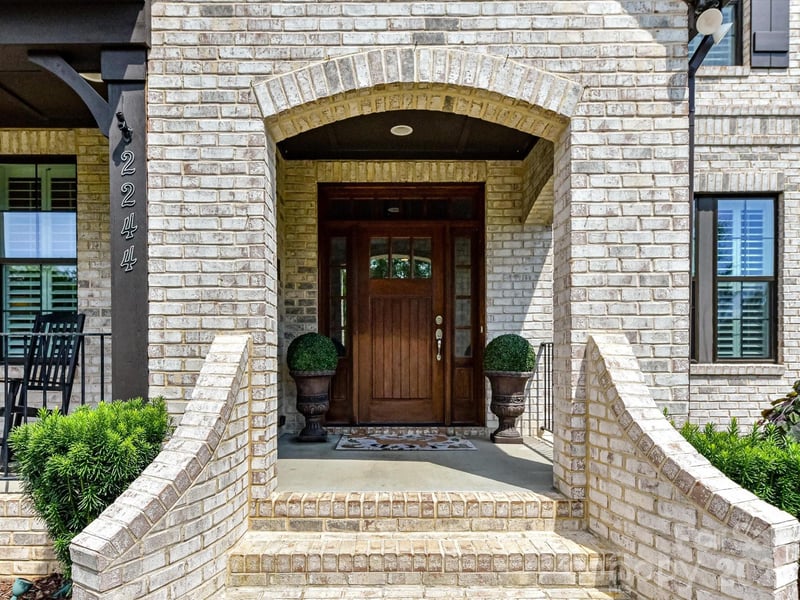 2244 Rock Creek Dr, Charlotte, NC 28226