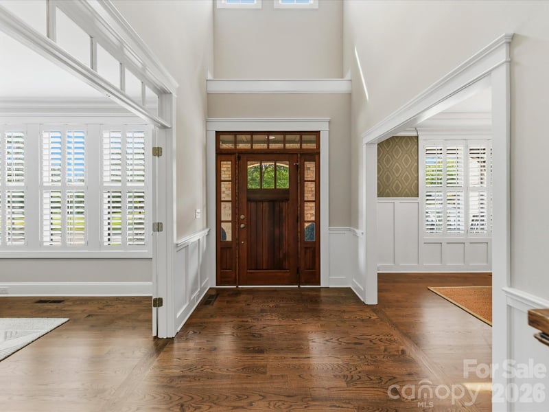 2244 Rock Creek Dr, Charlotte, NC 28226