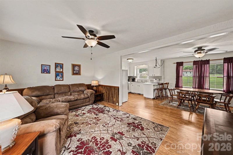 5111 Hawthorne Ln, Shelby, NC 28152