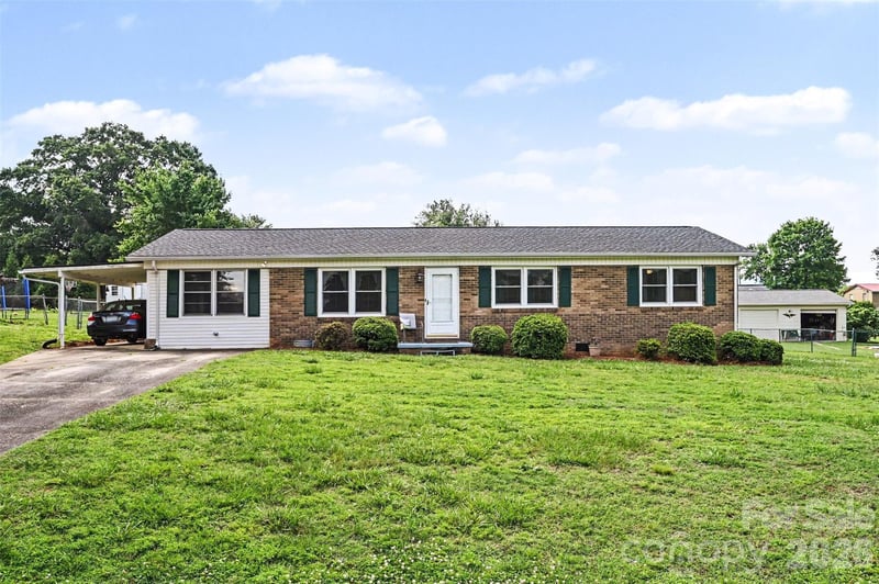 5111 Hawthorne Ln, Shelby, NC 28152