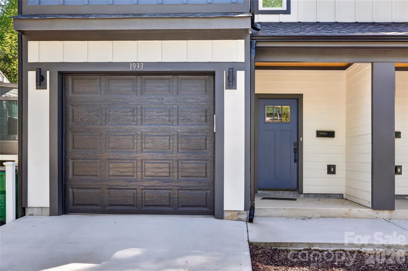 1935 St Mark St, Charlotte, NC 28216