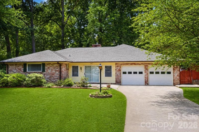 328 Brookwood Dr, Salisbury, NC 28146
