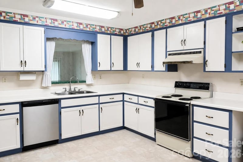 328 Brookwood Dr, Salisbury, NC 28146