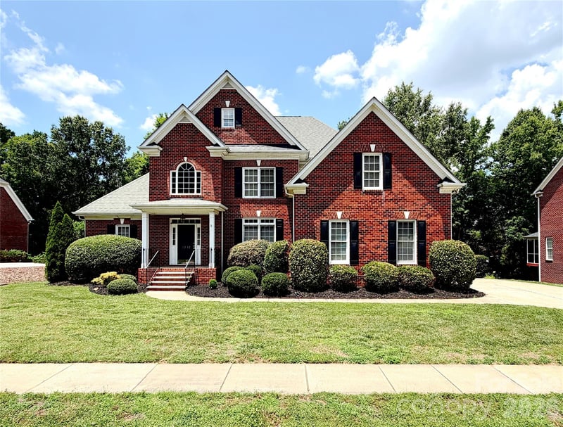 1332 Bershire Ln, Charlotte, NC 28262