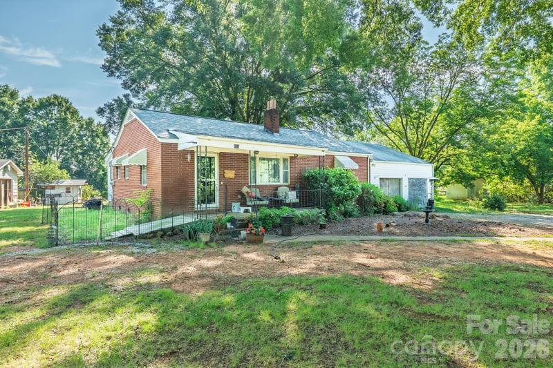 655 Edmiston Rd, Mt Ulla, NC 28125