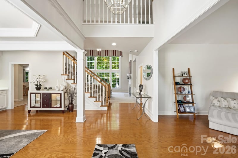 4814 King Arthur Dr, Charlotte, NC 28277
