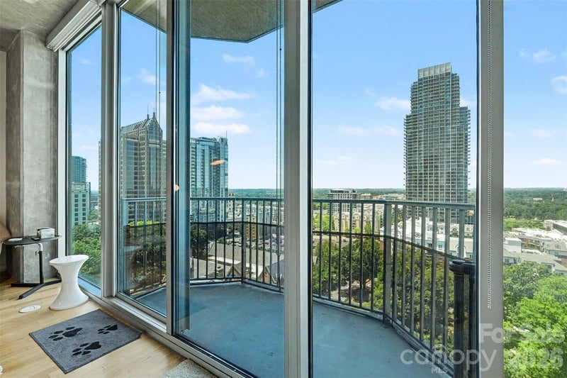 210 Church St #1604, Charlotte, NC 28202