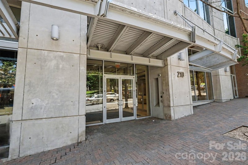 210 Church St #1604, Charlotte, NC 28202