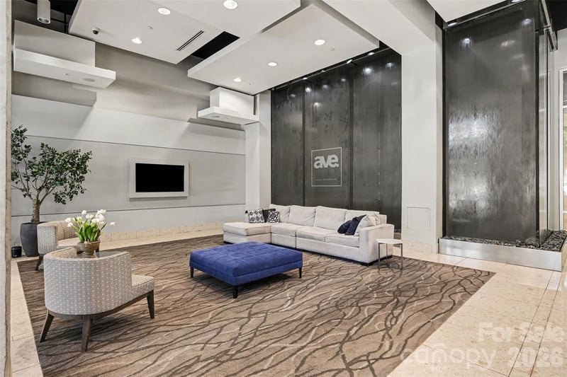 210 Church St #1604, Charlotte, NC 28202