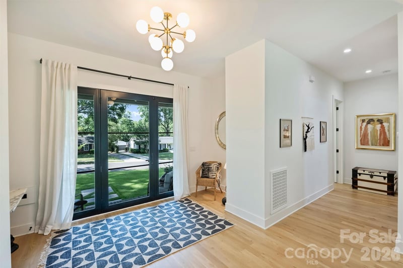 1241 Heather Ln, Charlotte, NC 28209