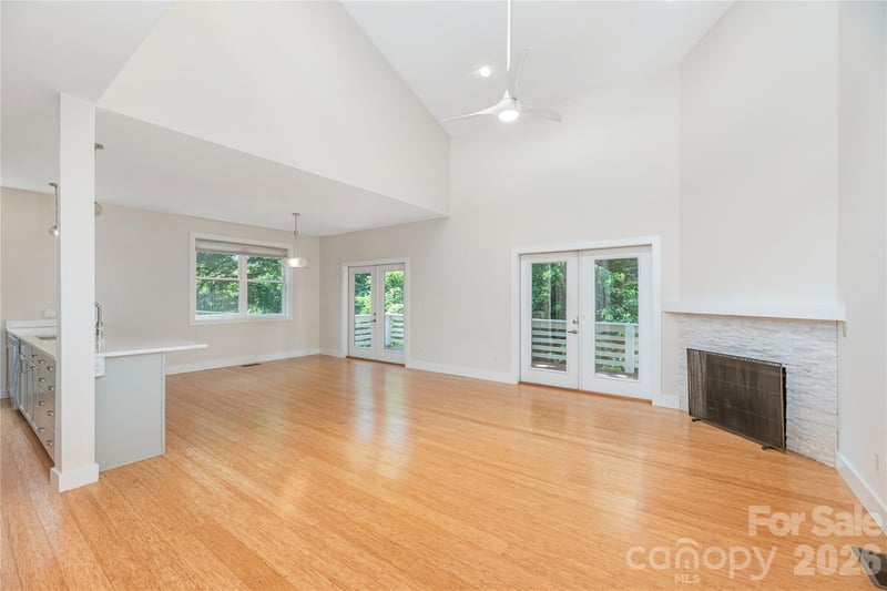 39 Hubbard Ave, Asheville, NC 28806
