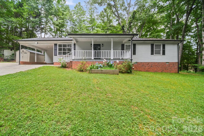 5719 Lewis Rd, Gastonia, NC 28052