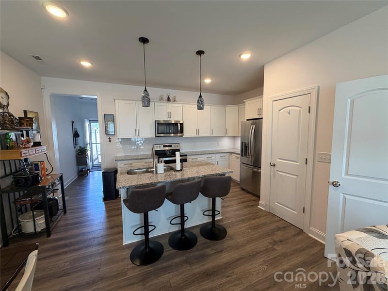 2125 24th Street Ln, Hickory, NC 28602