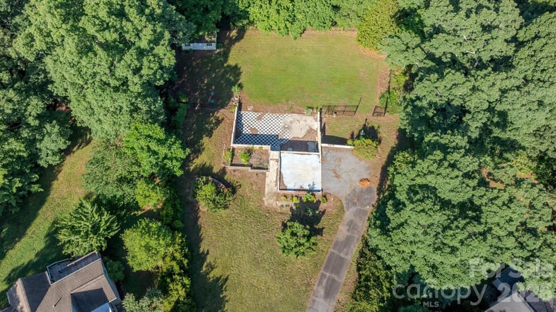 115 Gatwick Ct, Statesville, NC 28677