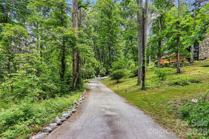 2291 Little River Rd, Hendersonville, NC 28739