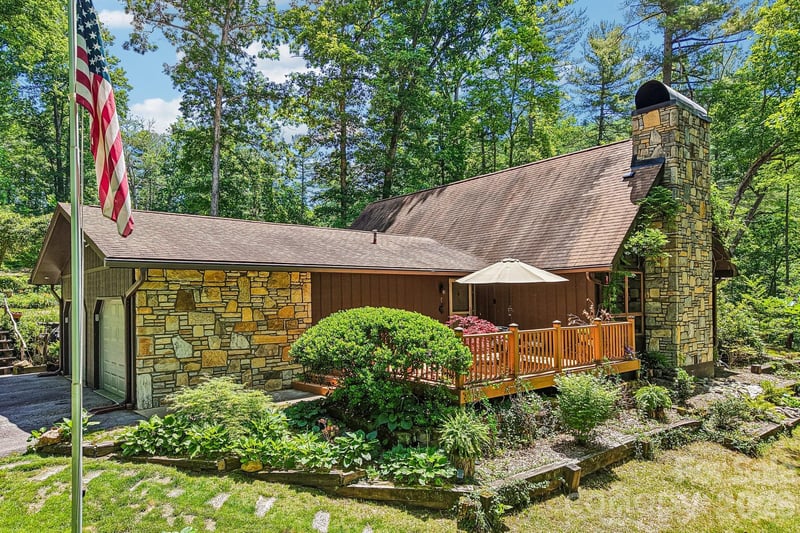 2291 Little River Rd, Hendersonville, NC 28739