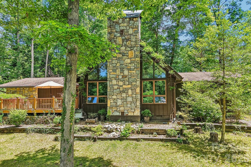 2291 Little River Rd, Hendersonville, NC 28739