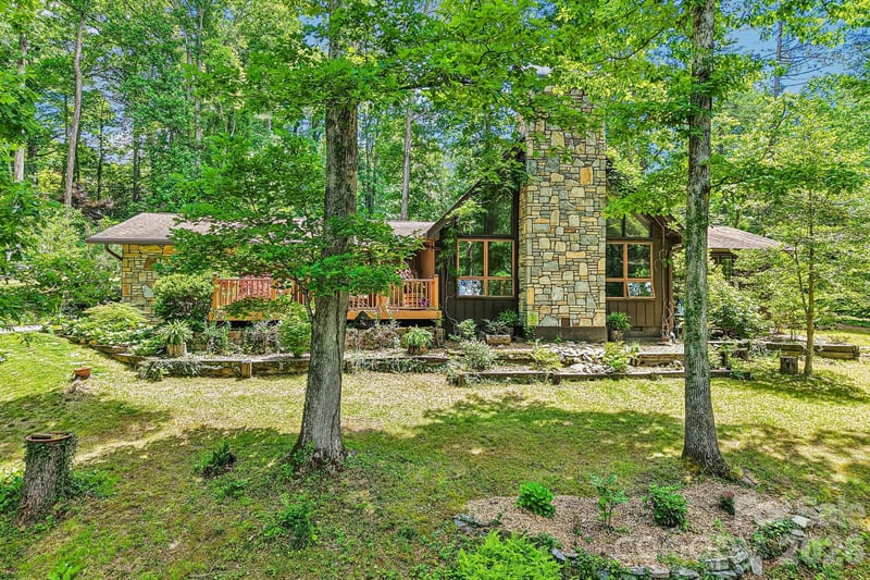 2291 Little River Rd, Hendersonville, NC 28739