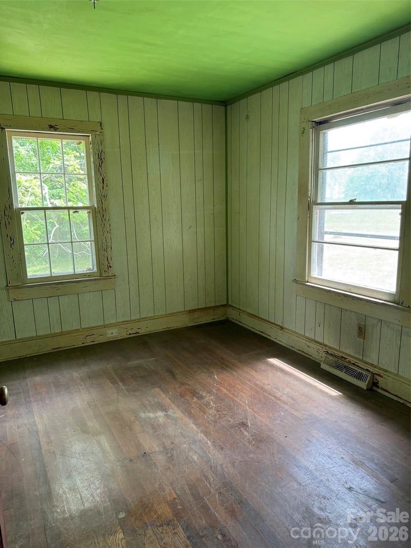 8884 Woods Dairy Rd, Denton, NC 27239