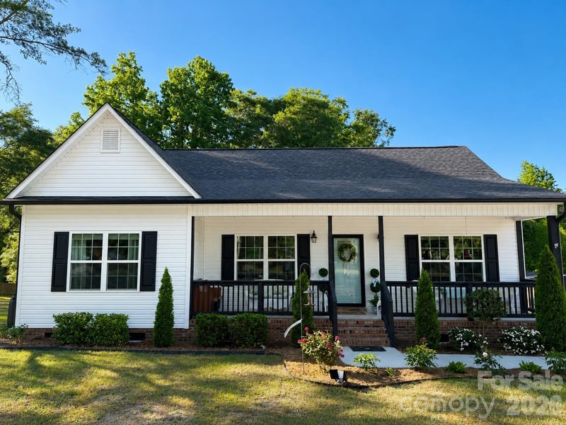 309 Godfrey St, Pageland, SC 29728