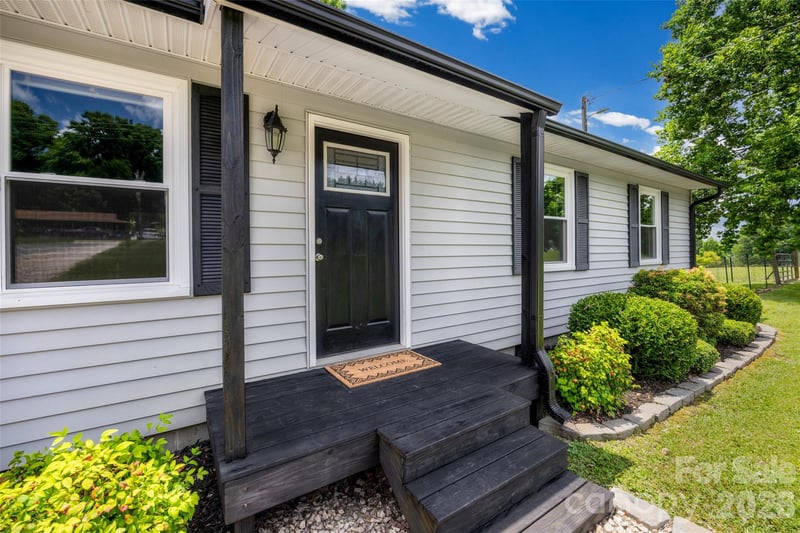 3753 Jenkins Rd, Clover, SC 29710