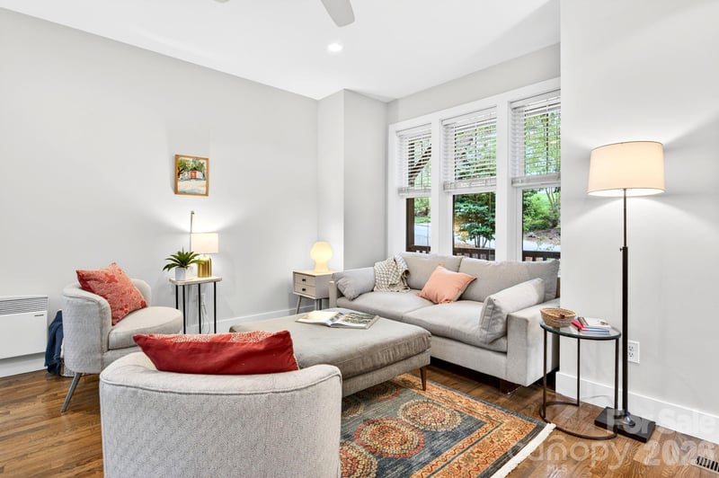 174 Morningside Dr, Asheville, NC 28806