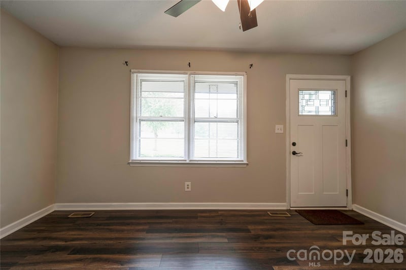 1323 Lakewood Dr, Shelby, NC 28150