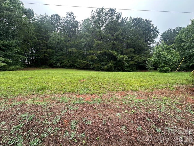 000 Young Rd, Bessemer City, NC 28016