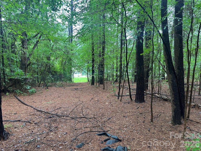 000 Young Rd, Bessemer City, NC 28016