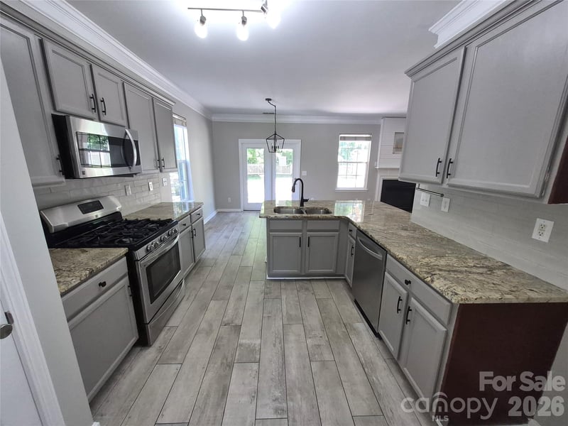 6229 Roseway Ct, Harrisburg, NC 28075