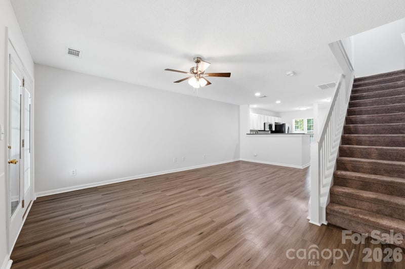 3028 Mayer House Ct, Charlotte, NC 28214