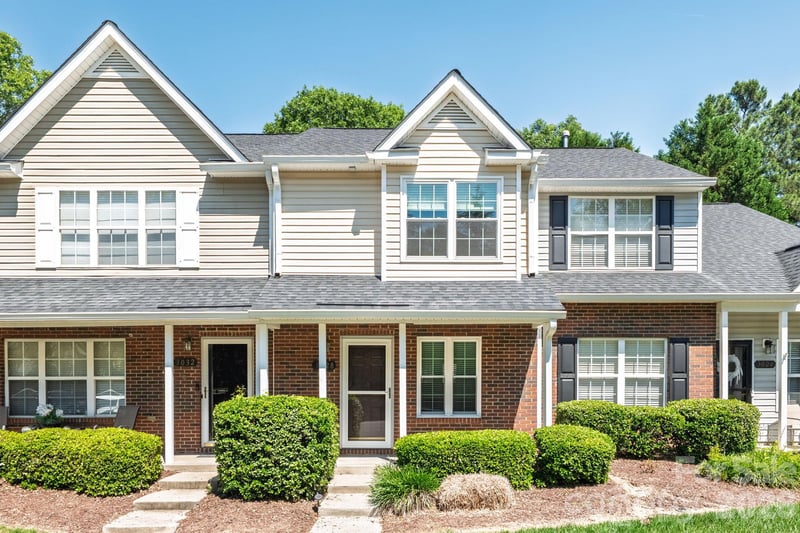 3028 Mayer House Ct, Charlotte, NC 28214