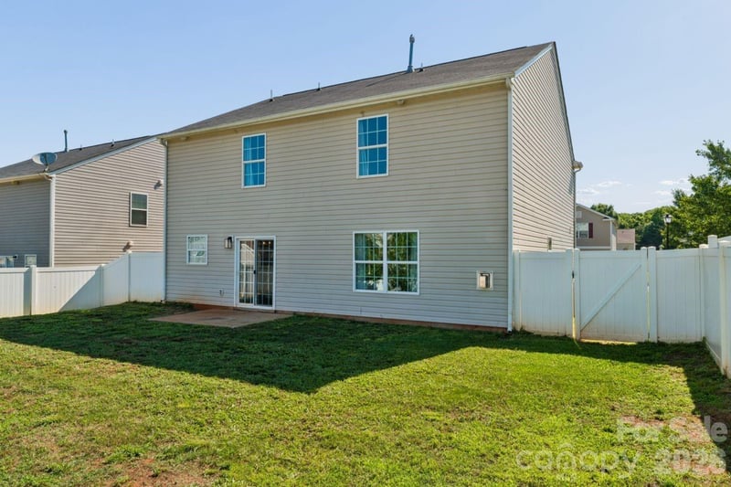 129 Quail Springs Rd, Statesville, NC 28677