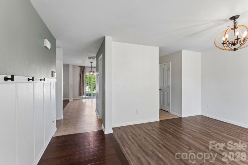 129 Quail Springs Rd, Statesville, NC 28677