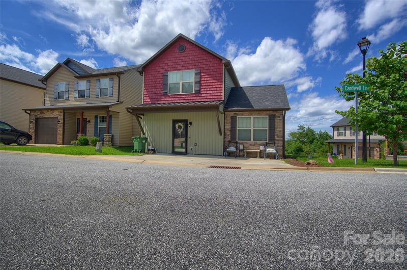771 Cardwell Ln, Fletcher, NC 28732