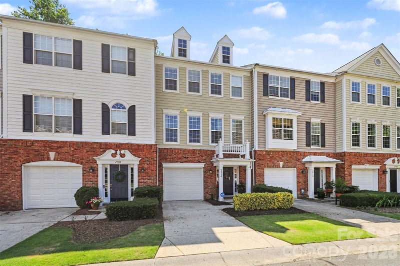 2914 Duvalla Ave, Charlotte, NC 28209