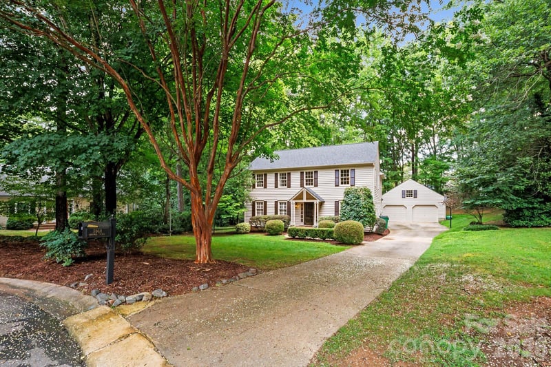 5901 Grosner Pl, Charlotte, NC 28211