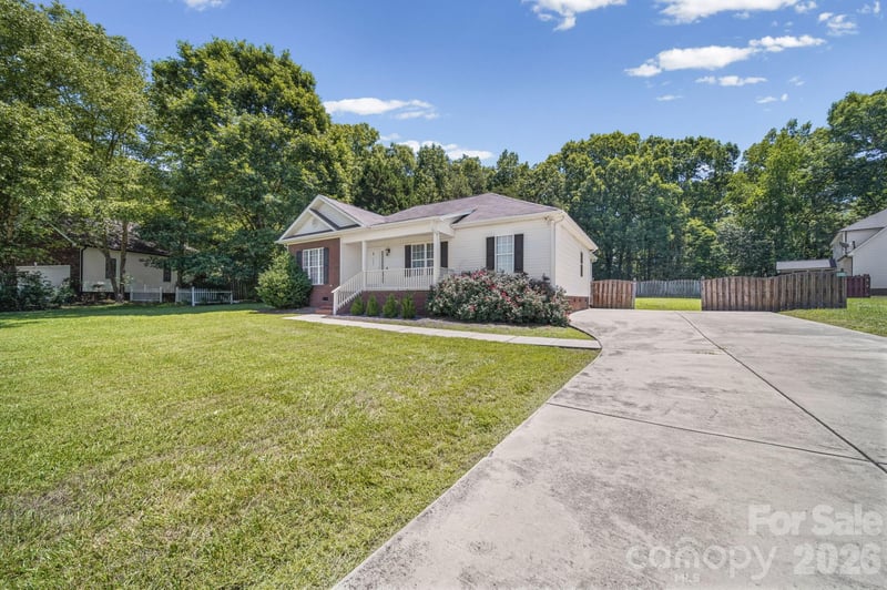 133 Polaris Dr, Wingate, NC 28174