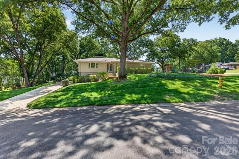 5451 Addison Dr, Charlotte, NC 28211