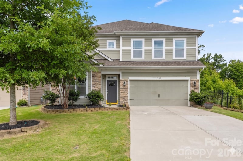 1042 Dina Dr, Fort Mill, SC 29708