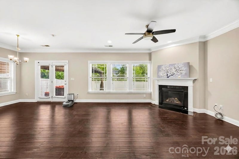 1042 Dina Dr, Fort Mill, SC 29708