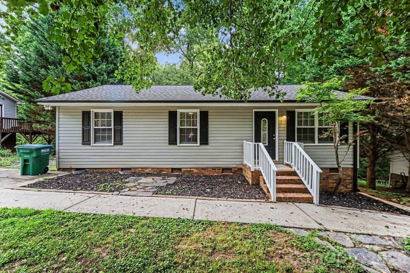 505 13th St, Bessemer City, NC 28016
