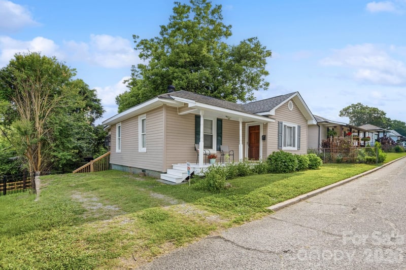 497 Washington St, Cramerton, NC 28032