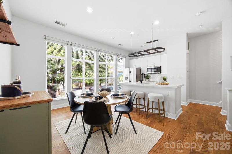 906 Garden District Dr, Charlotte, NC 28202