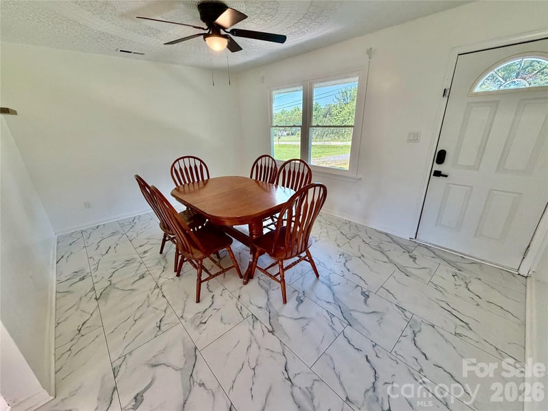 363 Don Mcginnis Rd, Lincolnton, NC 28092