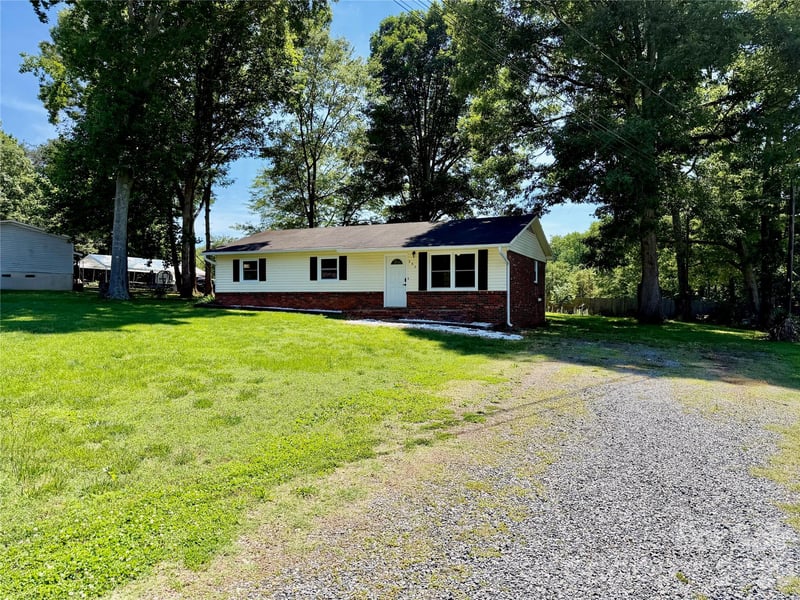 363 Don Mcginnis Rd, Lincolnton, NC 28092
