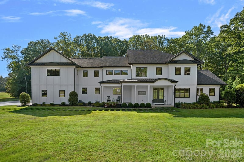 15600 Huntingtowne Village Rd, Huntersville, NC 28078