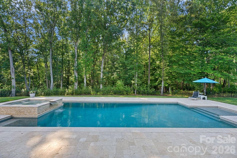 15600 Huntingtowne Village Rd, Huntersville, NC 28078