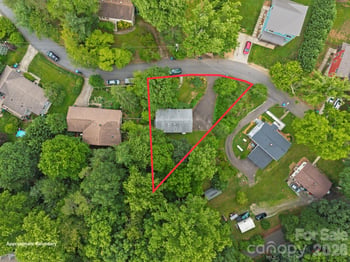 53 Merion Dr, Asheville, NC 28806